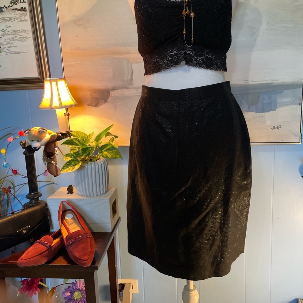 Escada Elegant Black Pencil Skirt